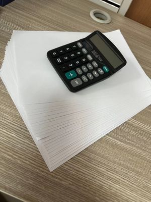 オーダーメイド形状の生産のために作る,塗布されていない高散布の無木オフセット書紙